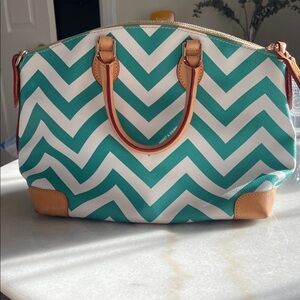 Stylish Chevron Tote Bag in Teal. Dooney & Bourke Vintage